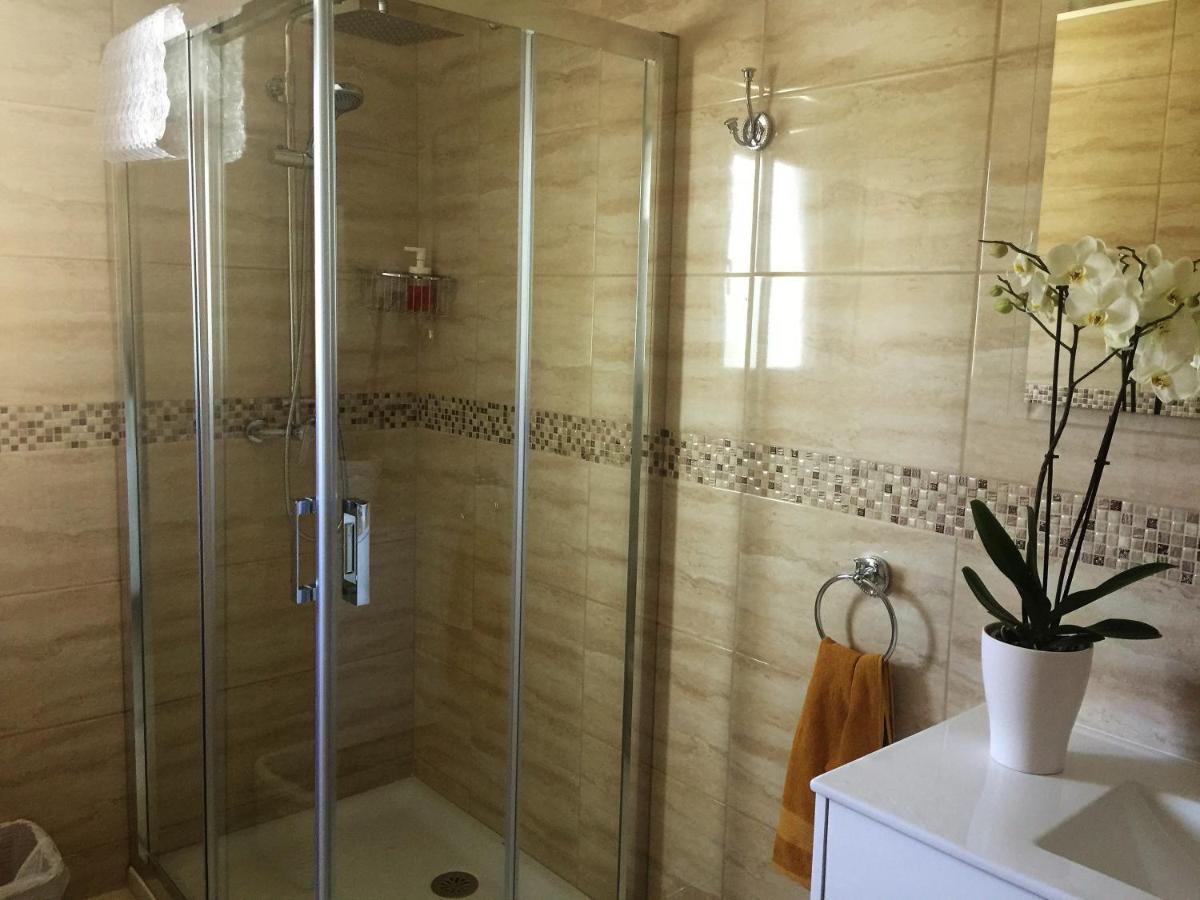 Casa Las Torres B&B Iznate 外观 照片