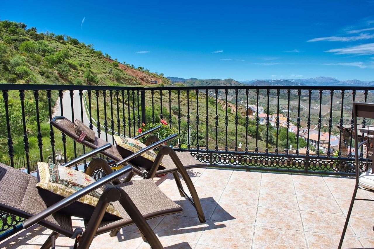 Casa Las Torres B&B Iznate 外观 照片