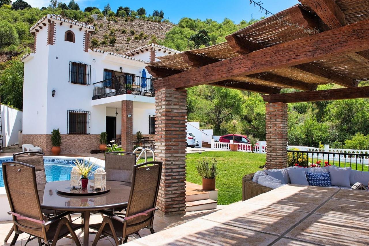 Casa Las Torres B&B Iznate 外观 照片